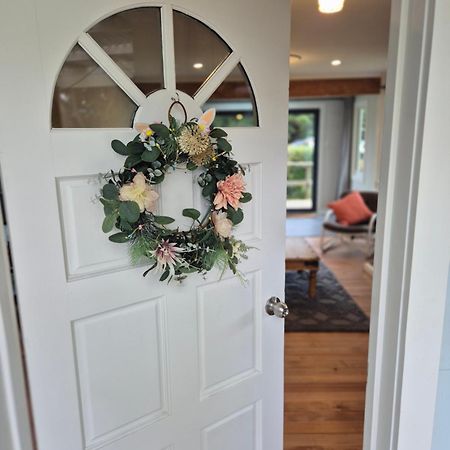 Villa Cosy Getaway In Manapouri Exterior foto