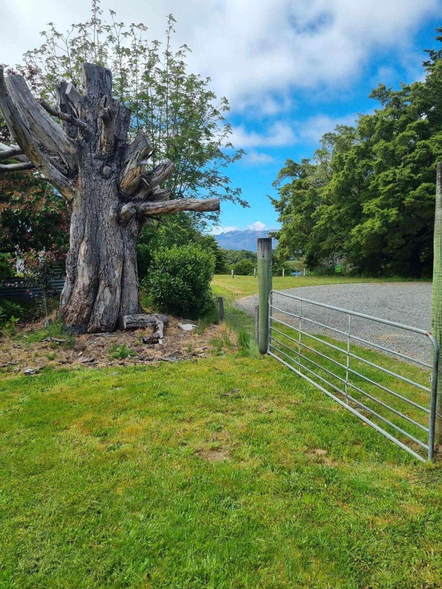 Villa Cosy Getaway In Manapouri Exterior foto